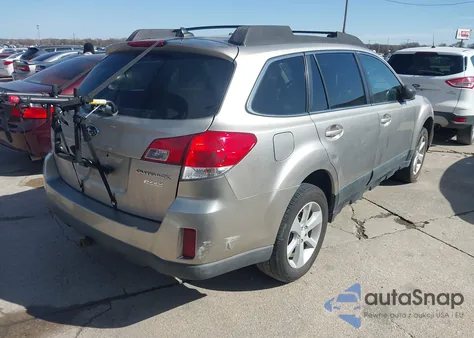 2014 Subaru Outback 2.5I Premium z USA, uszkodzony, nr VIN 4S4BRBCC9E3326087